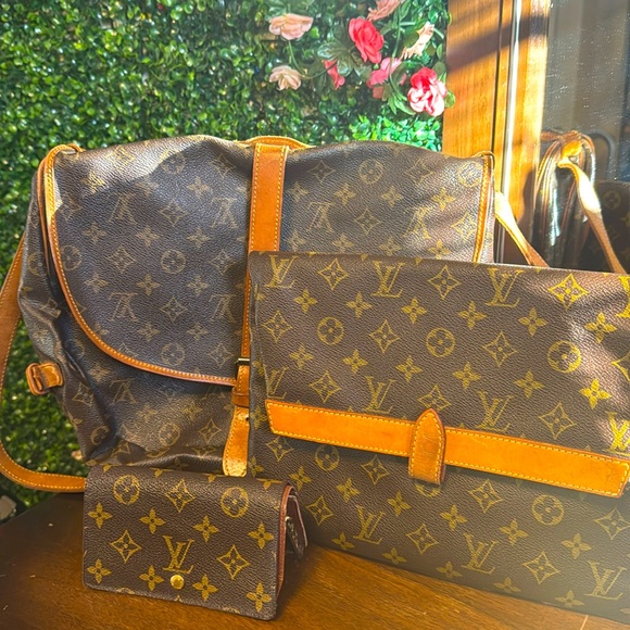 Louis Vuitton Handbags - 🚨🚨LOUIS VUITTON 💼 BAGS🚨🚨